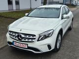 Mercedes-Benz GLA 220 GLA GLA 220 CDI / d SHZ AHK PDC - Mercedes-Benz GLA 220: Limousine