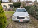 Mercedes-Benz Mercedes S210 E320 T modell 4matic Avantgarde - Mercedes-Benz E 320 mit Benzin-Antrieb: Kombi