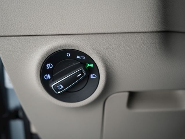 Karoq STYLE TSI+NAVI+KLIMA+BLUETOOTH+SITZHEIZUNG