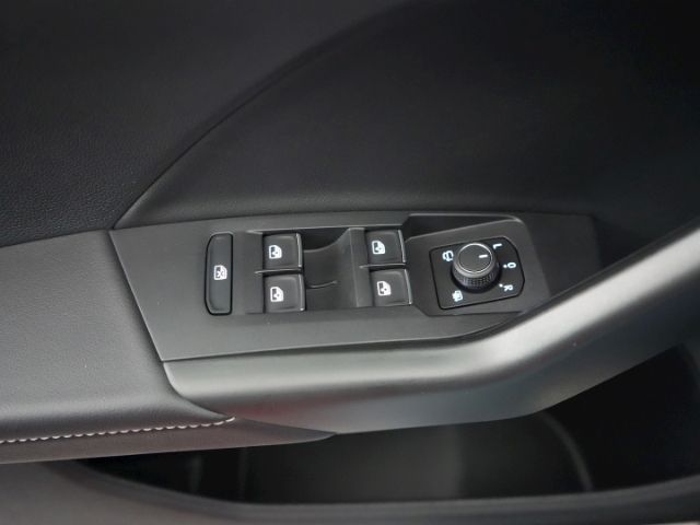 T-Cross R-LINE TSI DSG+AHK+LED MATRIXLICHT+RÜCKF