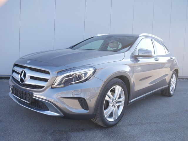 Mercedes-Benz GLA 220 CDI 4Matic URBAN NAVI/BIXENON/PDC