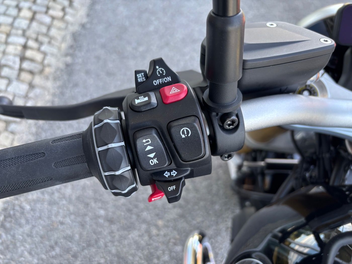 Fahrzeugabbildung BMW R 12 nine T