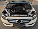 Mercedes-Benz E 200*2.Hand*Erst 88 Tkm*LED*Navi*Klima*Sitzh* - Mercedes-Benz E 200 in Düsseldorf