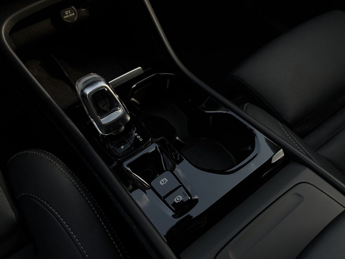 Volvo XC40 - Bild 16