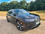 BMW iX xDrive40 Sportpaket, Laserlicht, AHK - BMW iX von privat