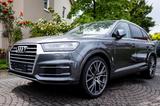 Audi Q7 TDI Sportpaket/Panoram/7Sitze/22"Zoll/Kam/TOP