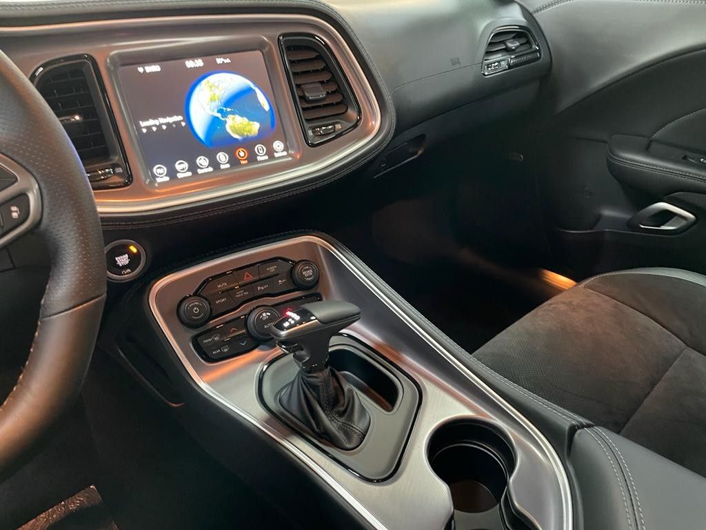 Fahrzeugabbildung Dodge CHALLENGER  R/T-5.7L-V8 HEMi AUS 1. HAND
