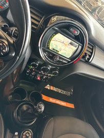 MINI Cooper *Sitzh*Parkass.*PDC*Klima*Navi*