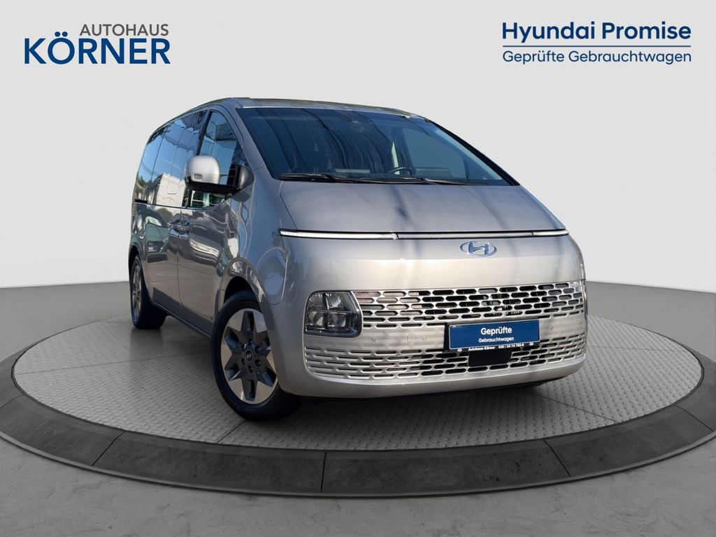 Image of Hyundai STARIA