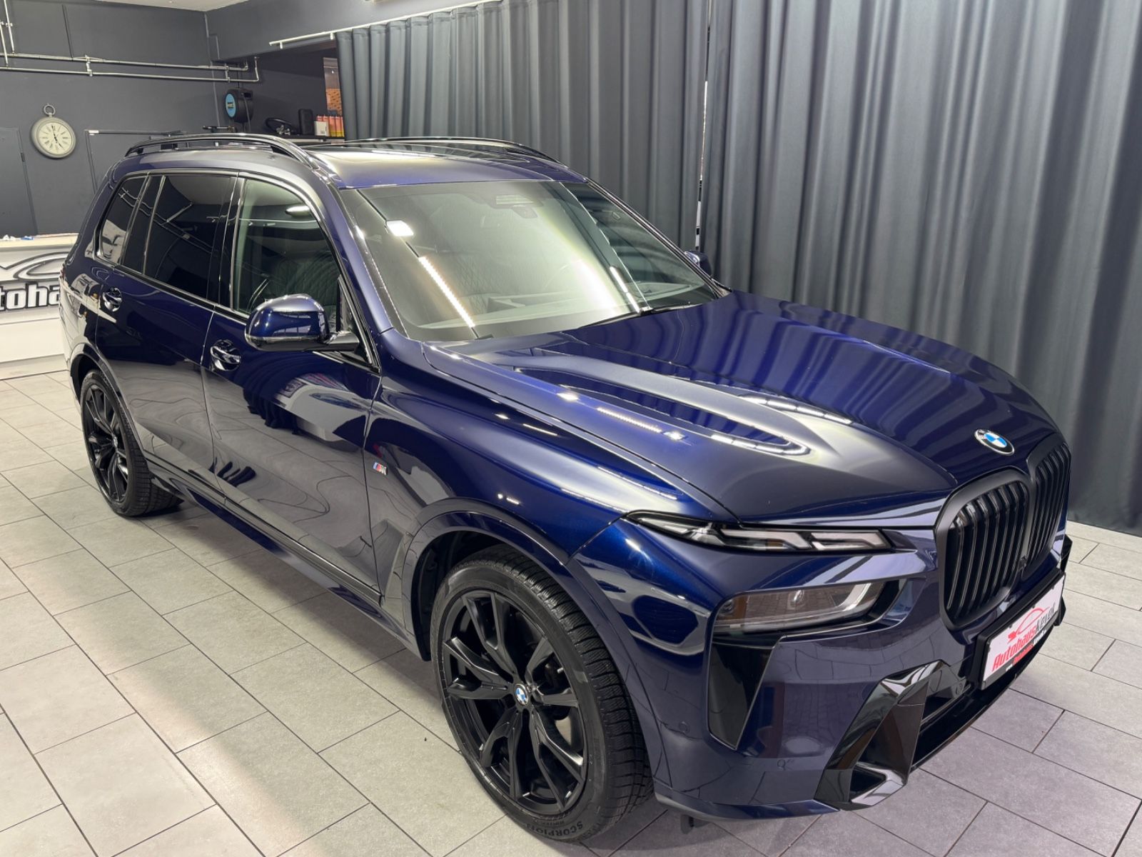 Fahrzeugabbildung BMW X7 xDrive 40 d M SPORT PRO|SKY-LOUNGE|MASSAGE|