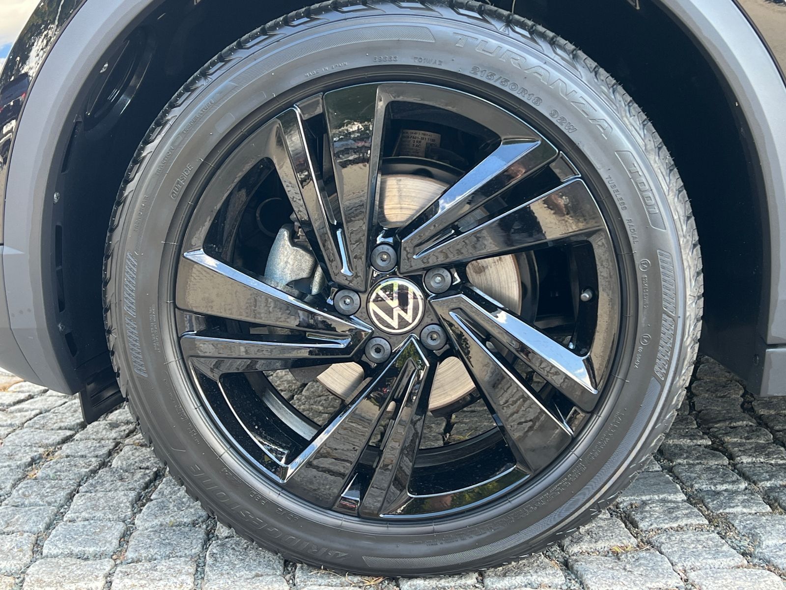 Fahrzeugabbildung Volkswagen T-Roc Cabriolet 1.5 TSI DSG *AHK, LED, Black Sty