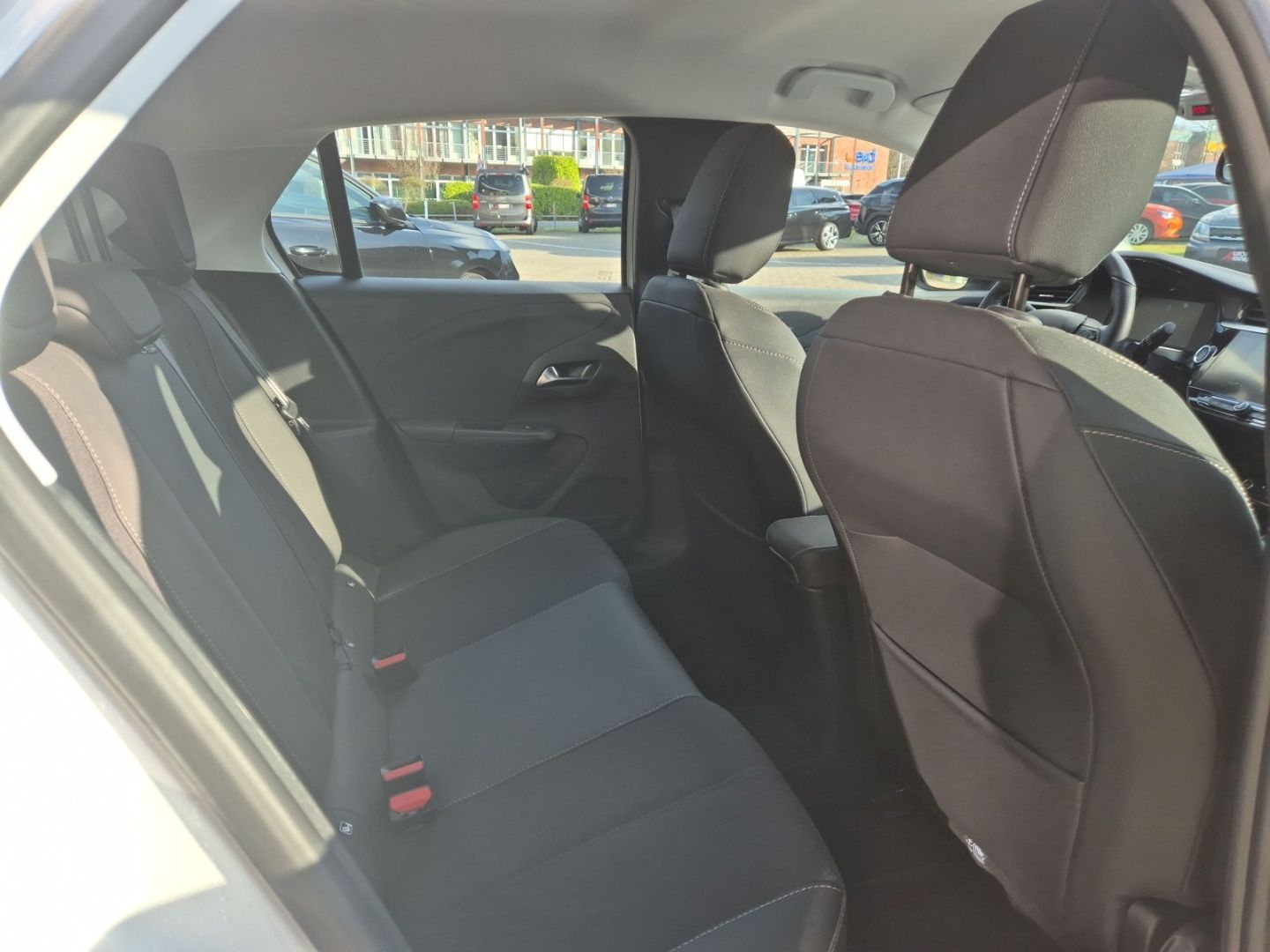 Fahrzeugabbildung Opel Corsa-e Corsa F e Elegance Navi LED ACC Apple Ca