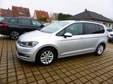 Volkswagen Touran Comfortline *NAVI*SHZ*PDC*STANDHEIZUNG* - VW Touran Gebrauchtwagen in Braunschweig
