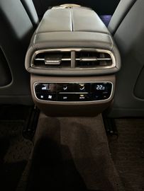 Fahrzeugabbildung Genesis G80 2.2T 8AT AWD Luxury