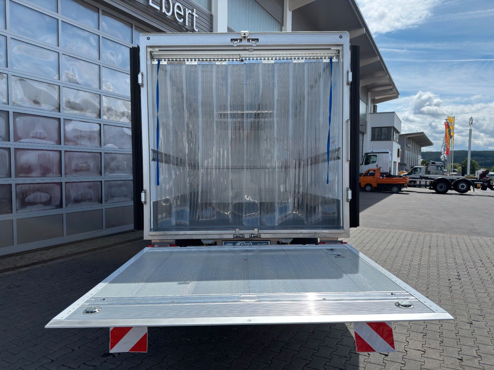 Fahrzeugabbildung Iveco Daily 70C18HA8/P Kühlkoffer