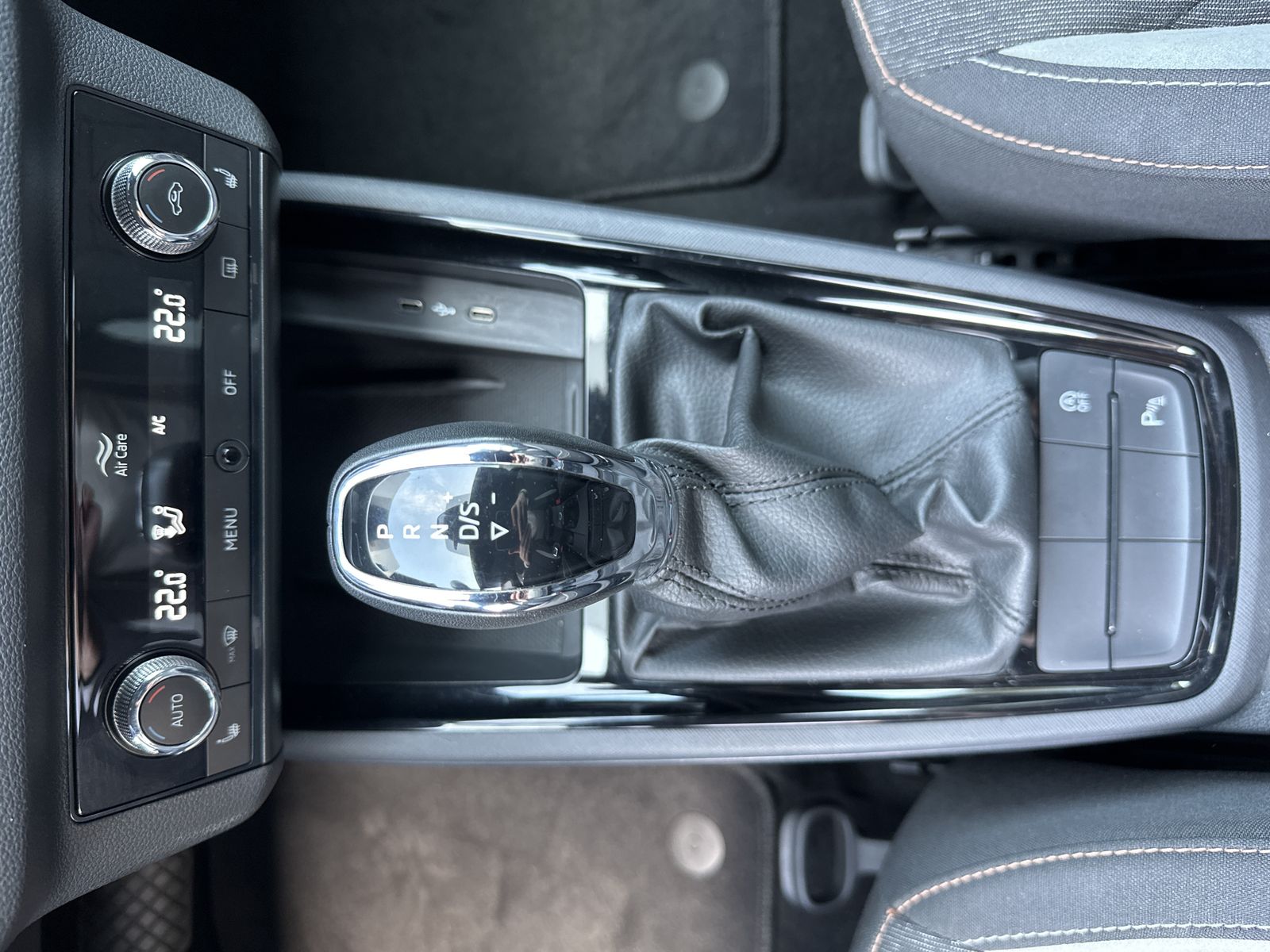 Fahrzeugabbildung SKODA Scala 1.5 TSI DSG Style LED+ACC+KAMERA+SHZ+CARPL