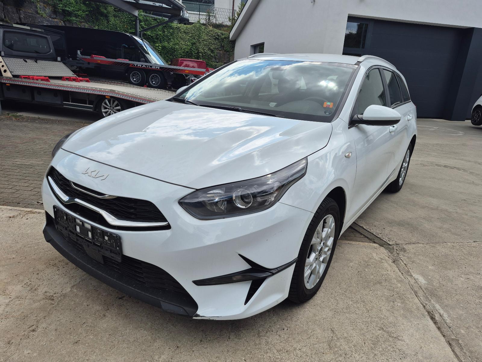 Kia cee'd Sportswagon / Motorschaden