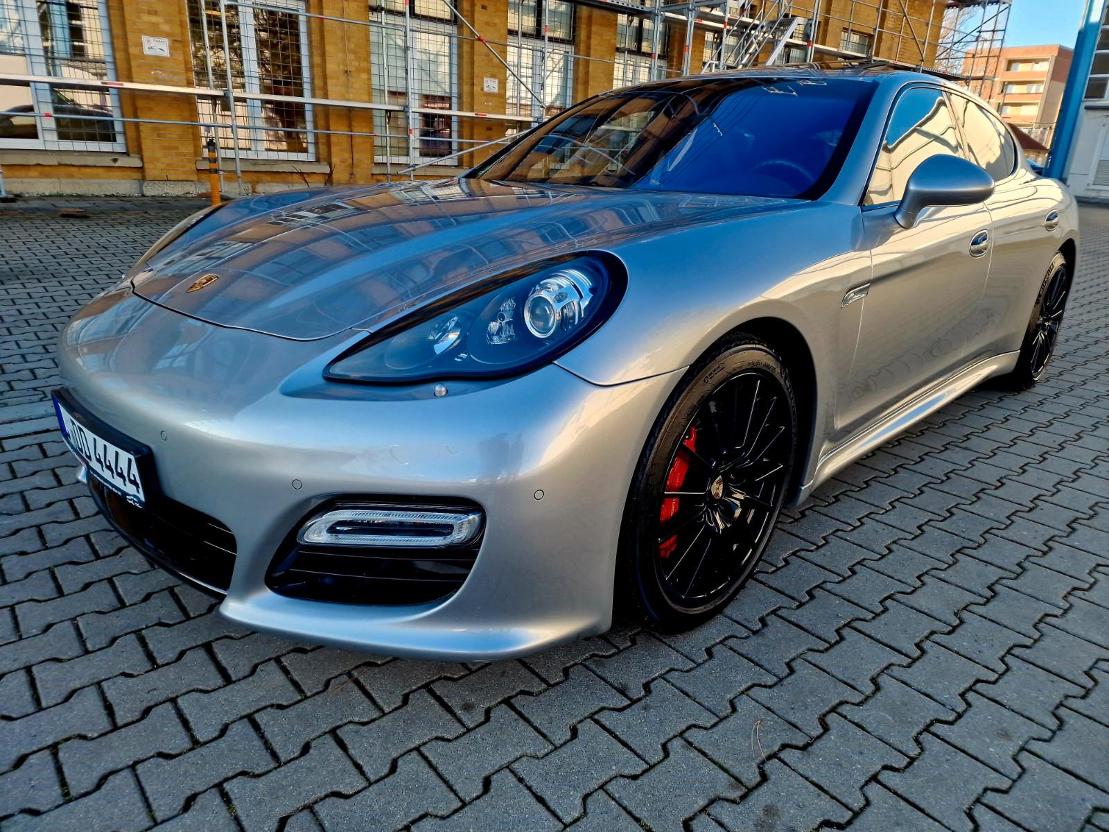 Porsche Panamera GTS*Alcantara*Schiebedach*Tüv Neu*