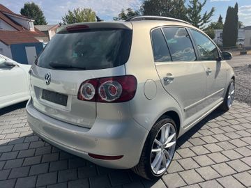 Volkswagen Golf - 5