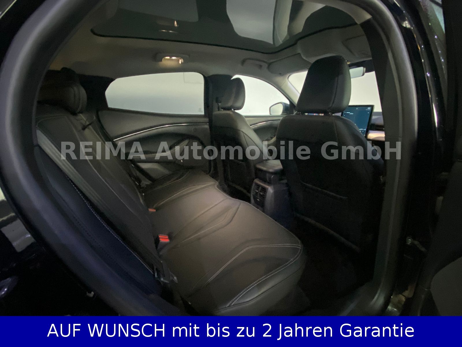 Fahrzeugabbildung Ford Mustang Mach-E, Pano, B&O Sound, ACC