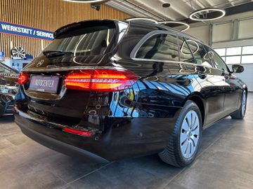 MYAUTOCENTER – Gebraucht- und Jahreswagen mit Werkstattservice in Pfaffenhofen Mercedes-Benz E 200 d *LED*Kamera*PDC*