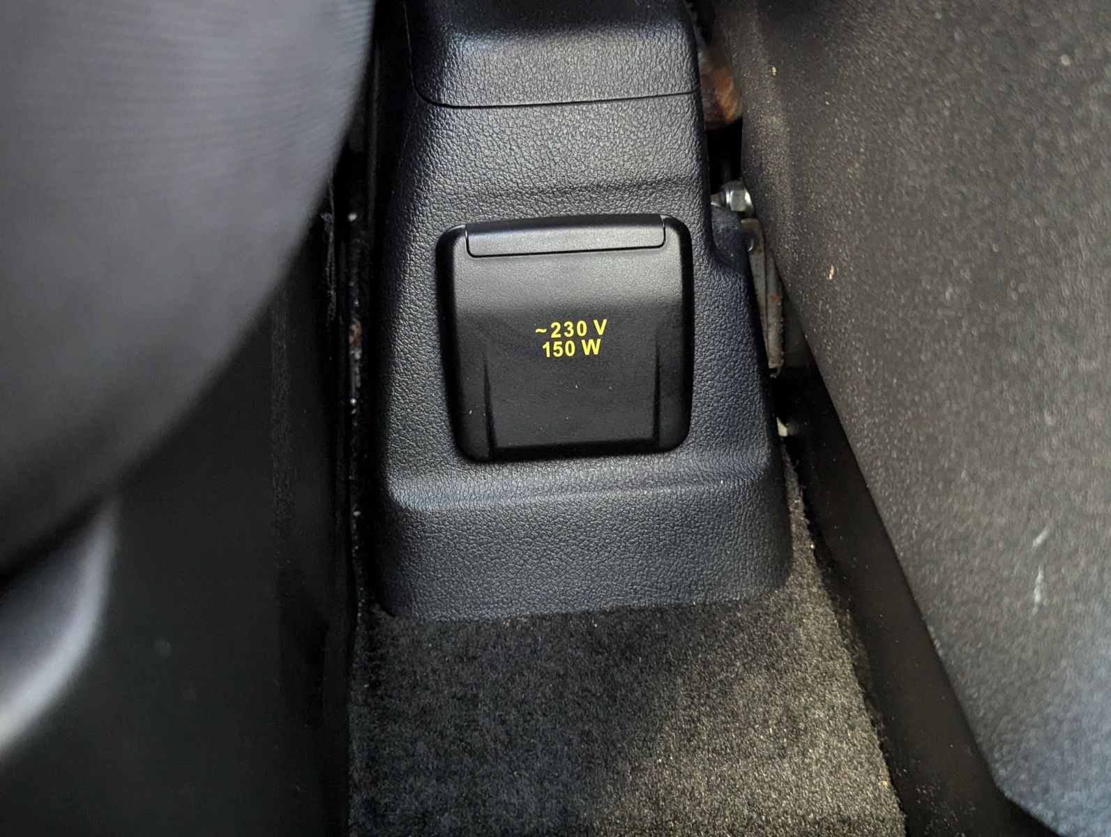 FORD Tourneo Custom 320 L1 Aut. Titanium-X 9-Sitz Xen - Image 25
