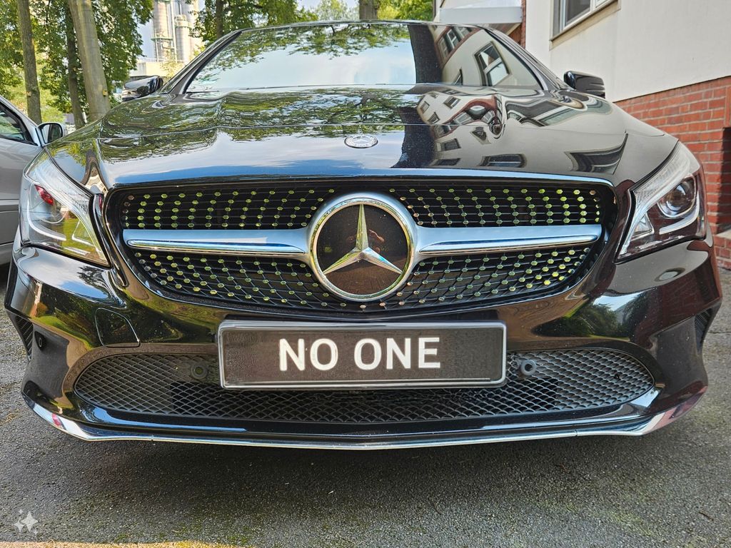 Image of Mercedes-Benz CLA 200