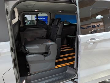 Ford Tourneo Custom Titanium X L2 Matrix