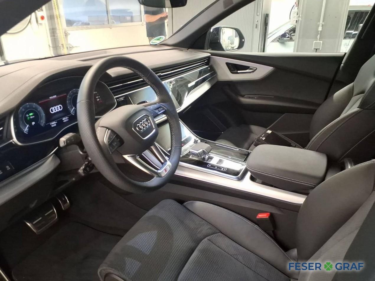 Audi Q8 TFSI e 290KW S line - PANORAMA - AHK - B&O imagem 3