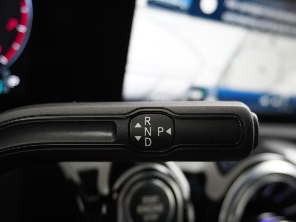 Mercedes-Benz A 180 Star Edition Luxury Line | Tempomat | Acht