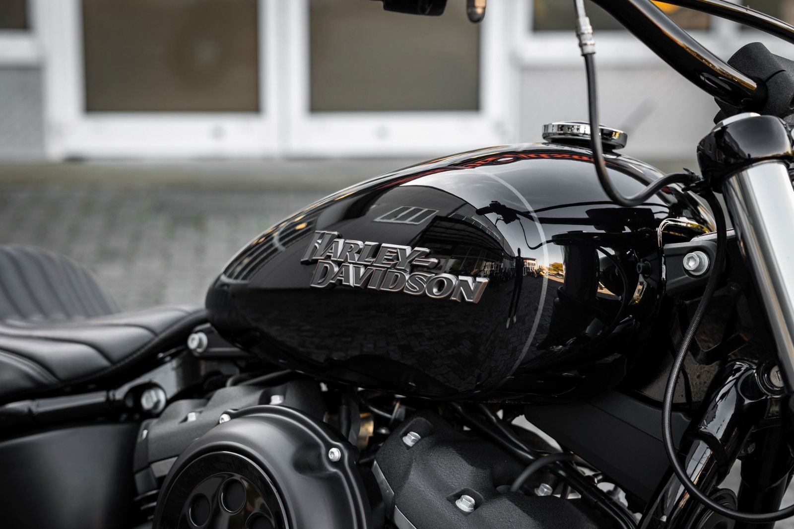 Fahrzeugabbildung Harley-Davidson FXBB STREET BOB Softail  - JEKILL&HYDE