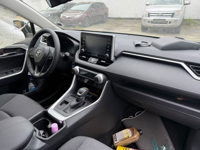 Toyota RAV 4 Hybrid 4×2 Club