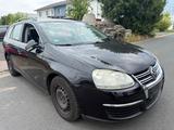 Volkswagen Golf V Variant Comfortline - Volkswagen Golf aus 2008: Kombi