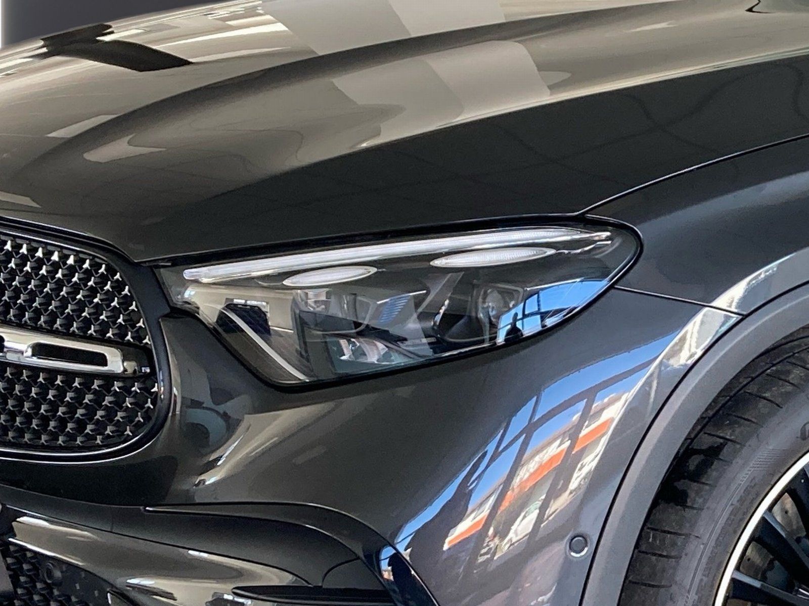 Fahrzeugabbildung Mercedes-Benz GLC 200 4M AMG*AHK*20"*360*HUD*Night*DIGITAL*