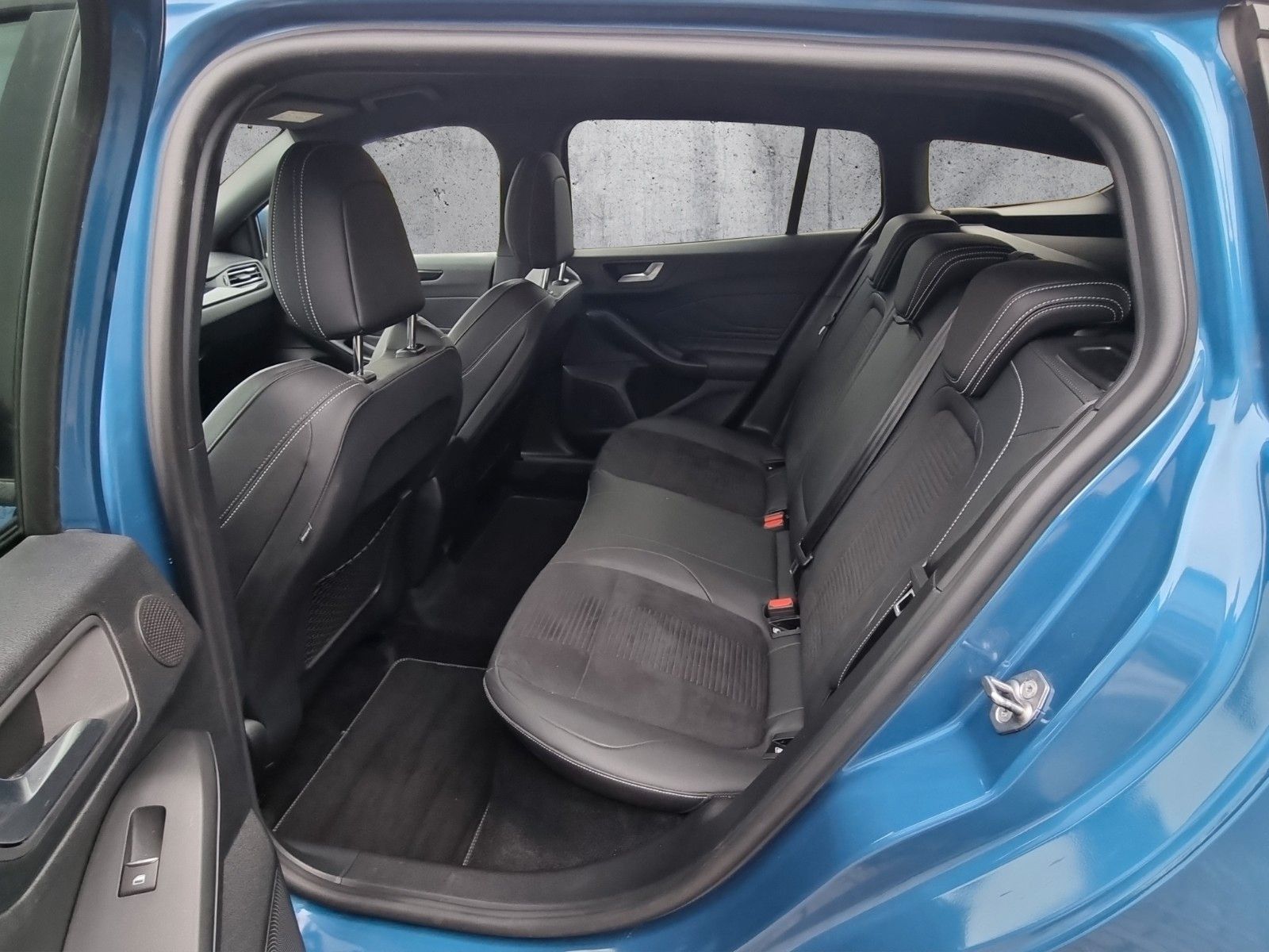 Fahrzeugabbildung Ford Focus Turnier ST