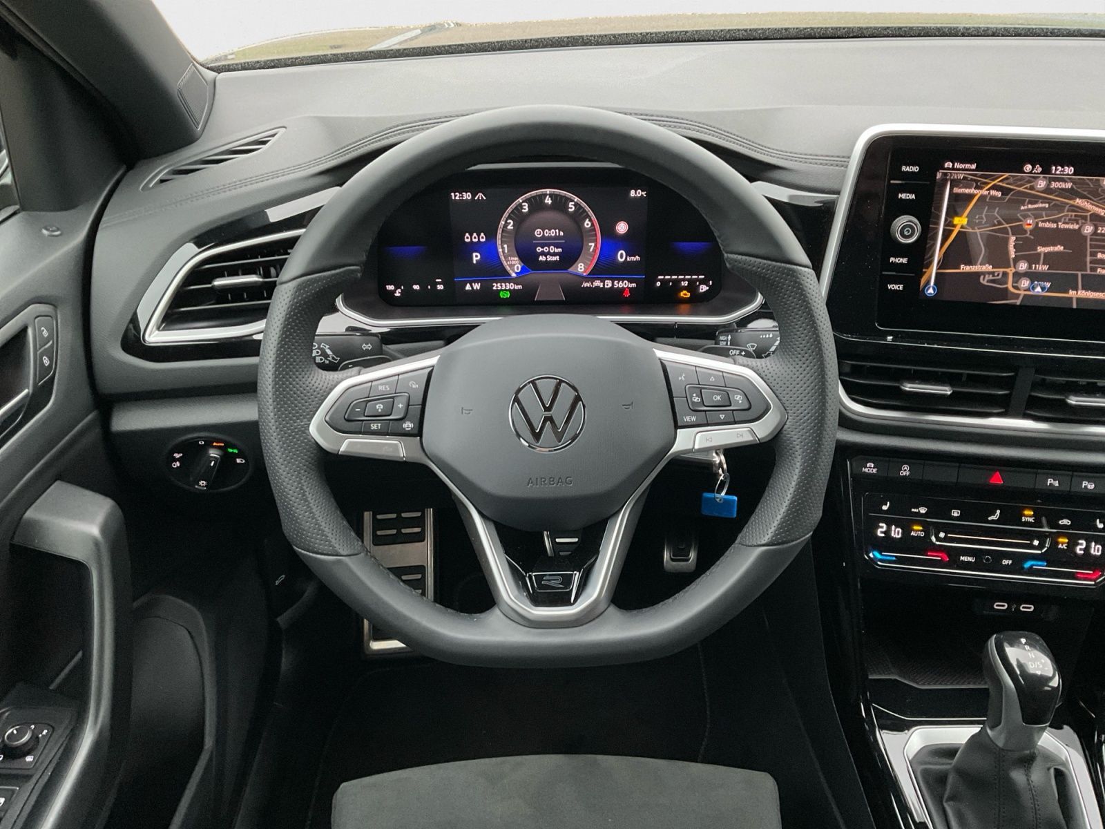 Volkswagen T-Roc - Bild 12