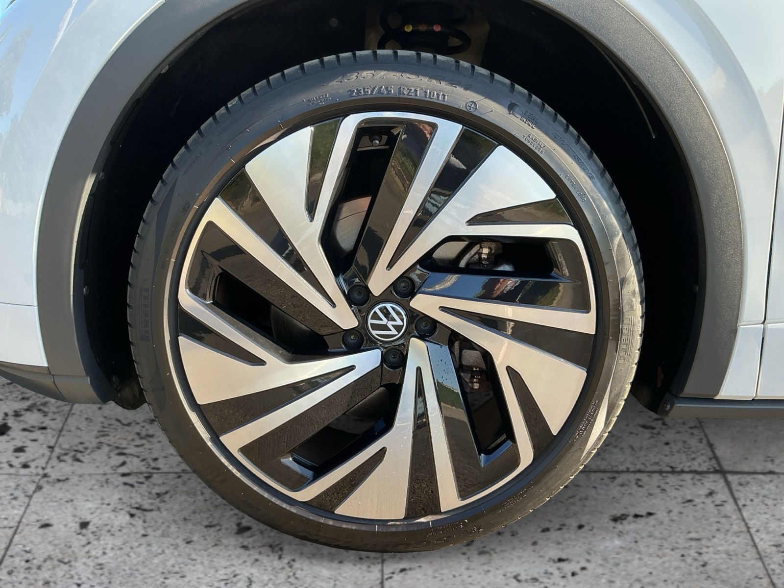 Volkswagen ID.4 - Bild 8