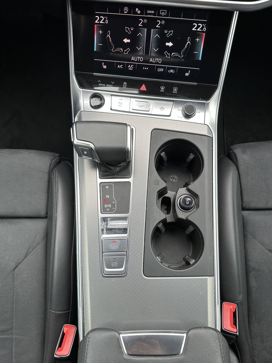 Fahrzeugabbildung Audi A6 Avant 40 TDI Qu S-Line NAV+LED+ACC+AHK+VCOCK
