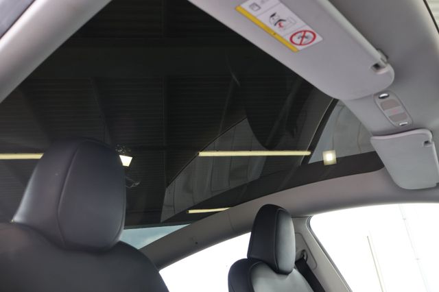 Tesla Model Y Long Range Dual AWD AUTOPILOT 3+PANO
