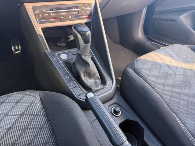Taigo R-Line 1.5 TSI DSG AHK-abnehmbar Panodach