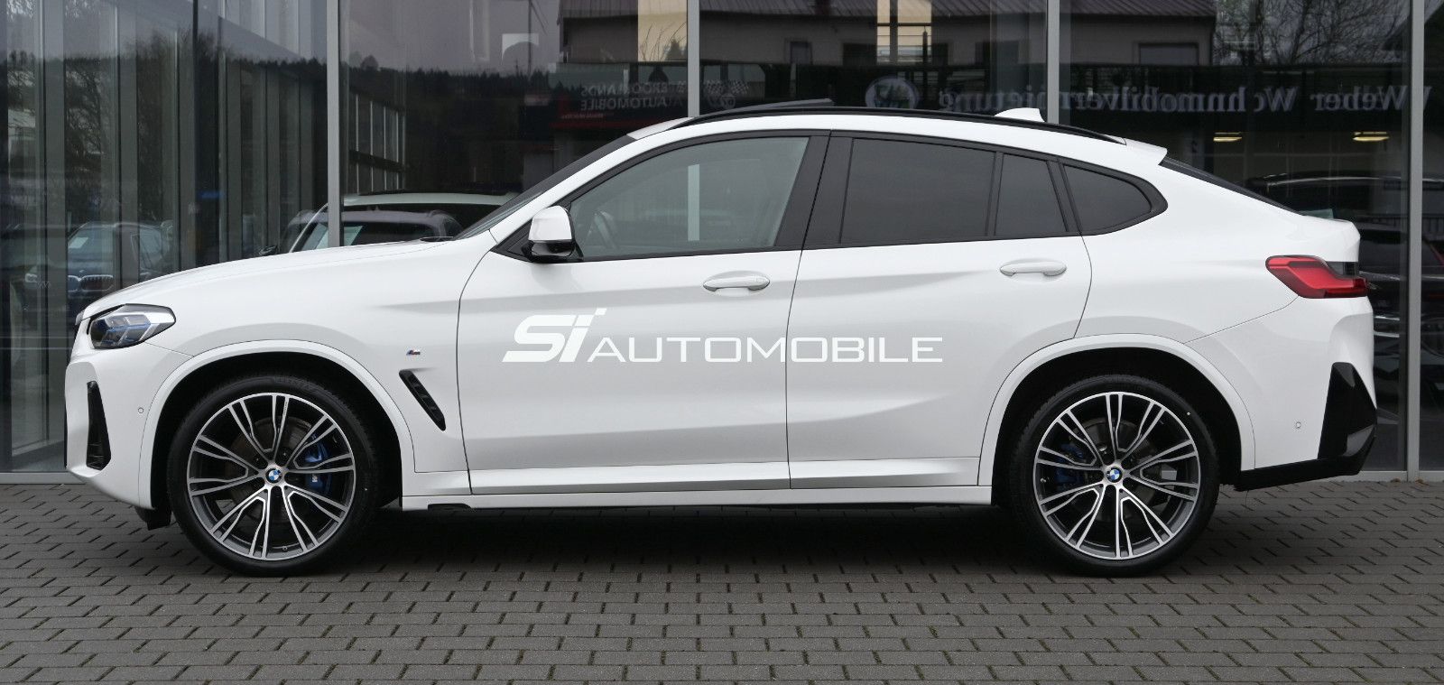 Fahrzeugabbildung BMW X4 xDr. 30d M-Sport °UVP 93.880€°AHK°LASER°STHZ°