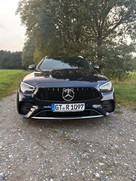 Image of Mercedes-Benz E 300