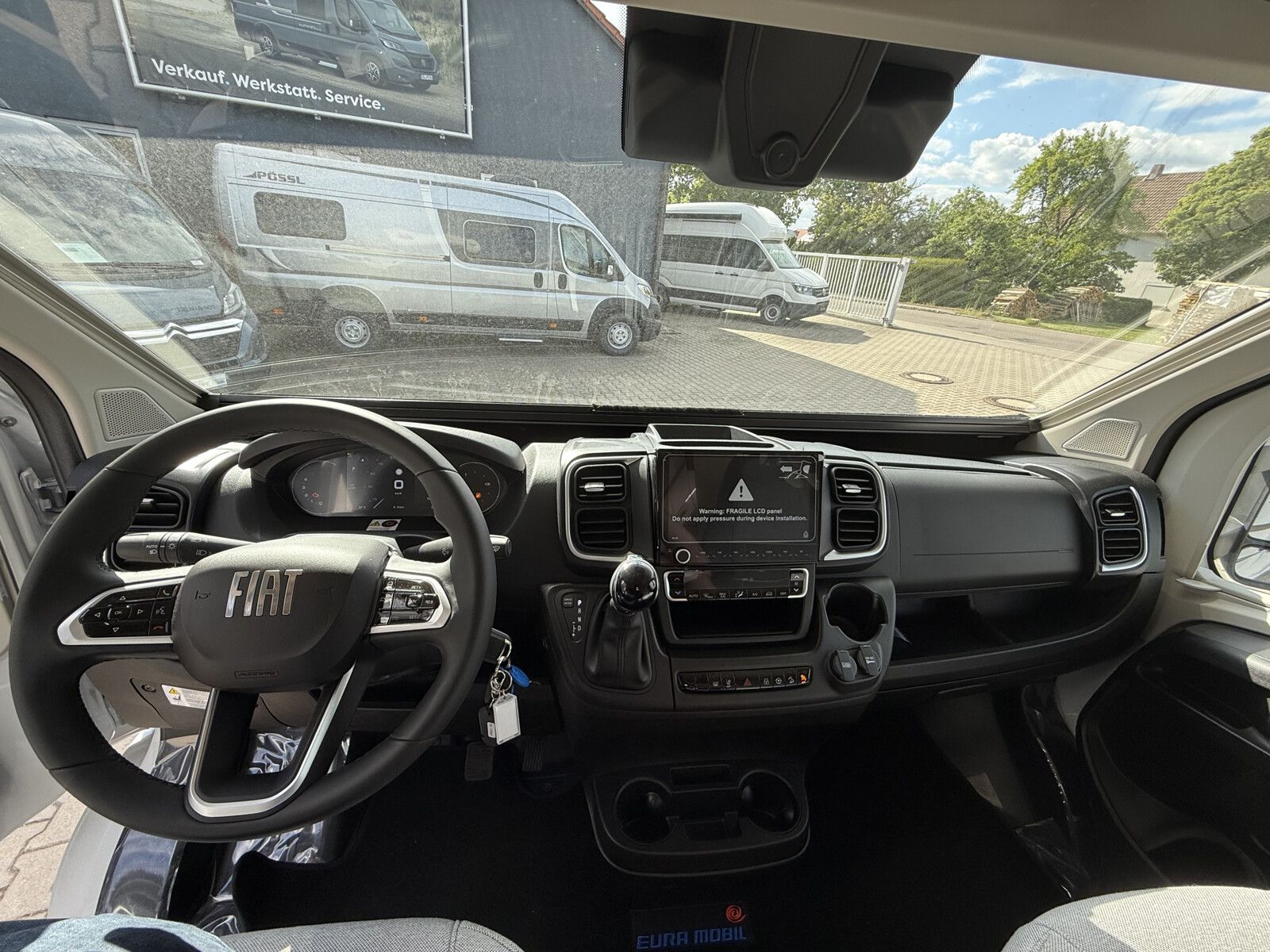 Fahrzeugabbildung Eura Mobil Activa One AO 650 HS Travel Pakete, Automatik