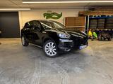 Porsche Cayenne Diesel  Platinum Unterbodenkonserviert - gebrauchte Porsche Cayenne aus dem Jahr 2016