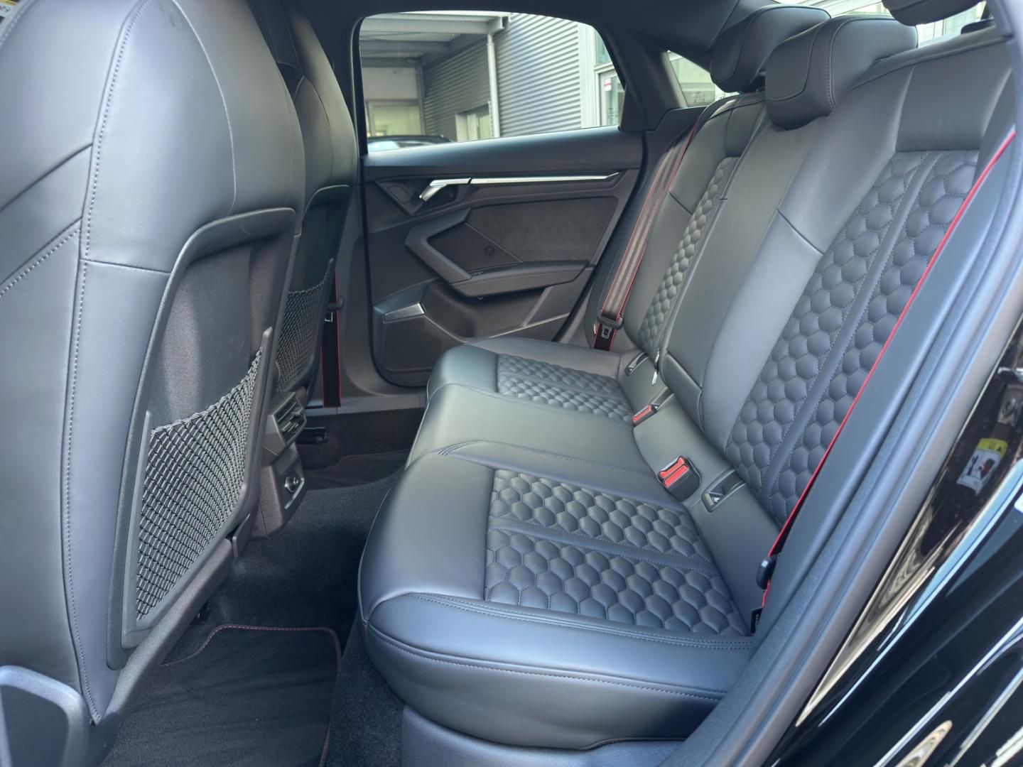 Fahrzeugabbildung Audi RS 3 Limousine RS3 Limousine 2.5 TFSI quattro Ma
