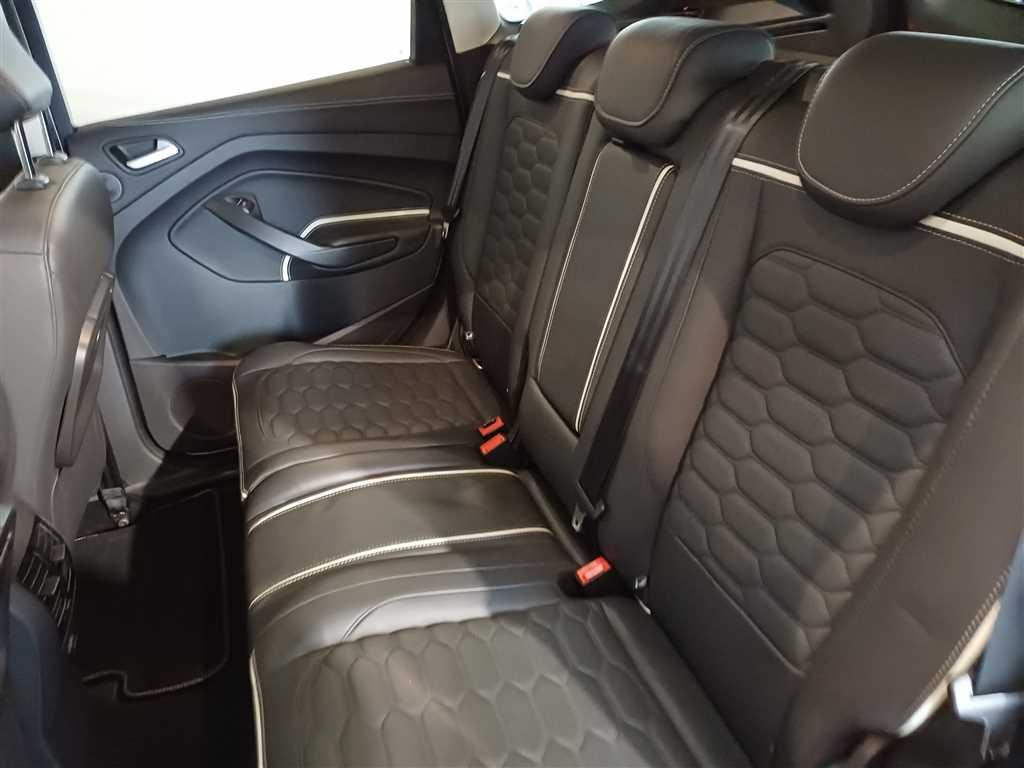 Ford Kuga 1.5 EcoBoost Vignale 4x4 Automatik PANO+NAV