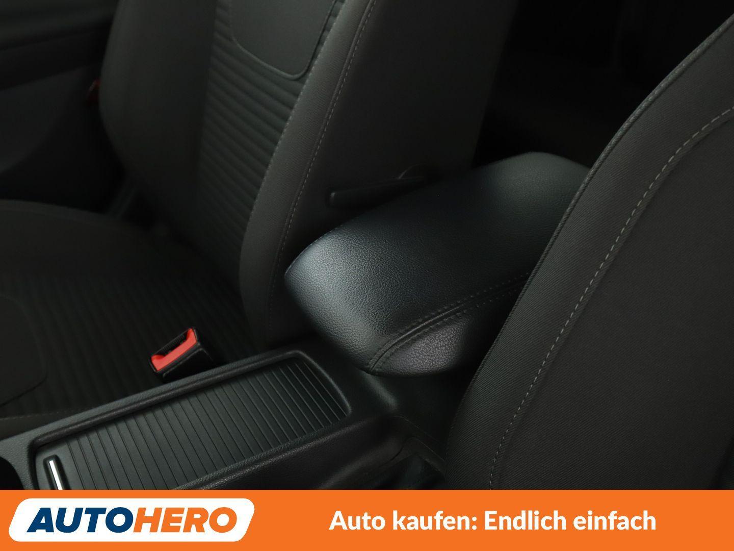 Ford Focus 1.5 EcoBoost Titanium Aut.*TEMPO*PDC*SHZ*