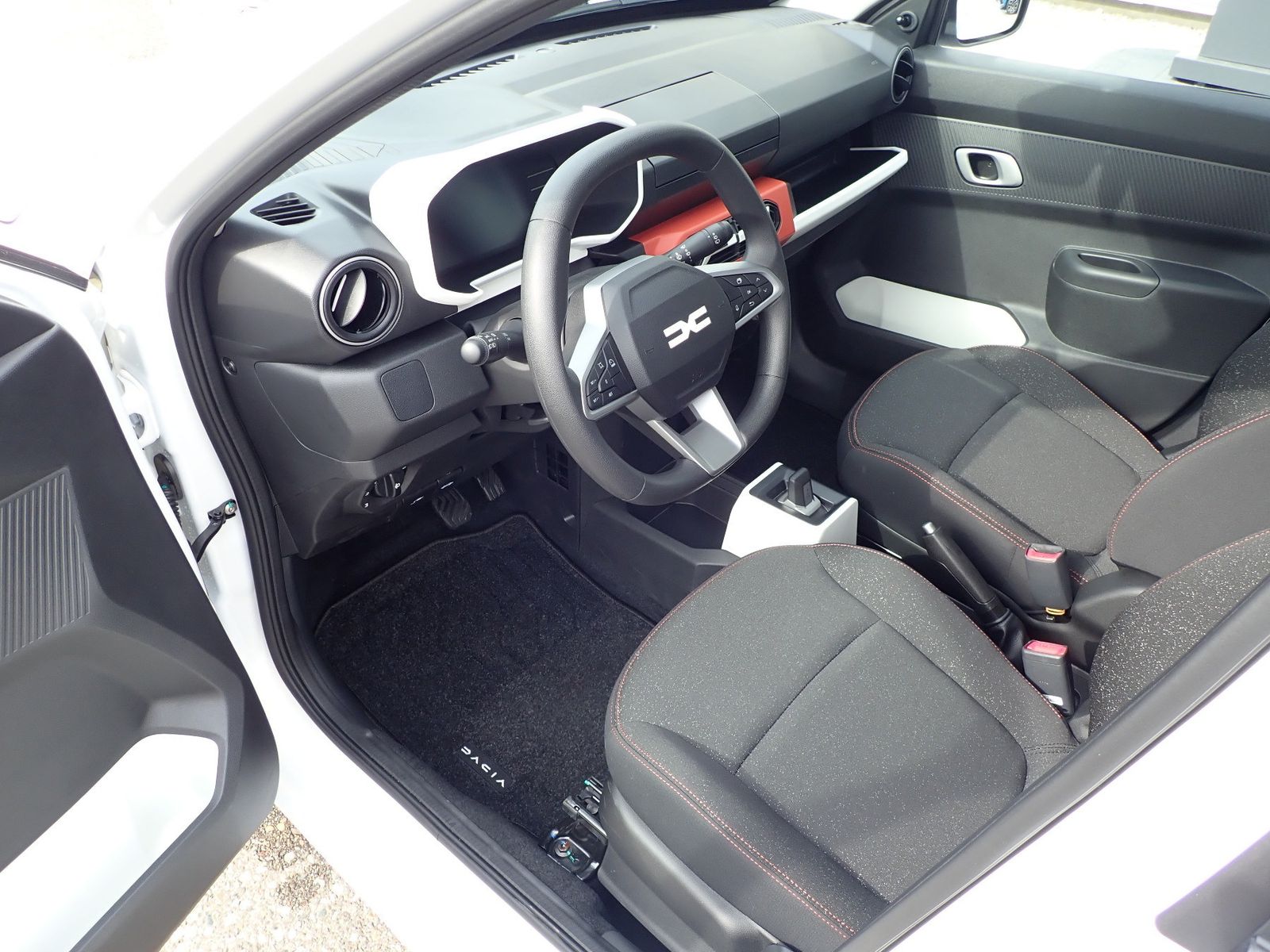 Fahrzeugabbildung Dacia Spring Expression ELECTRIC 65