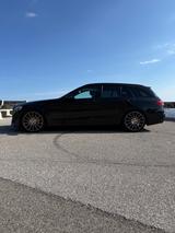 Mercedes-Benz C 180 T AMG Line AMG Line - Kombis mit Unfallschaden