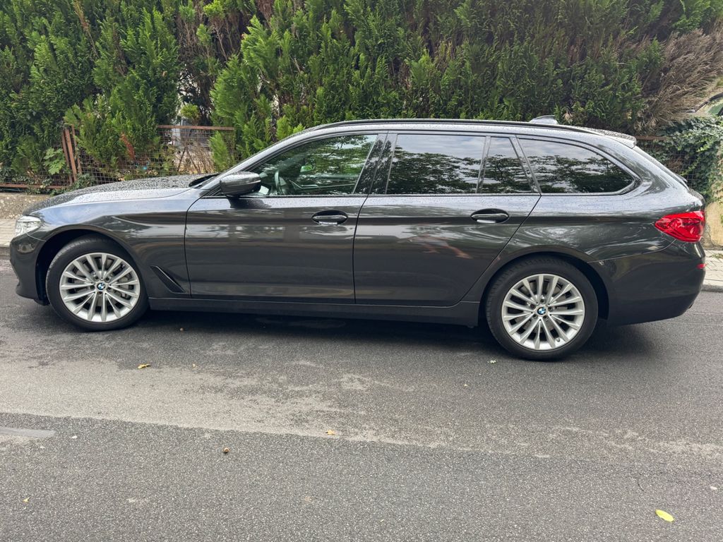Image of BMW 530